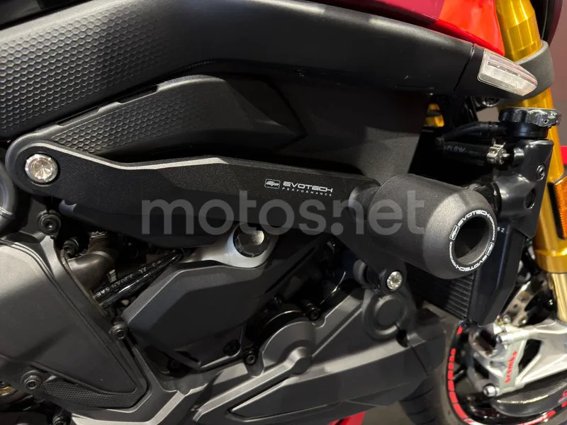 Ducati Monster - Vista 12