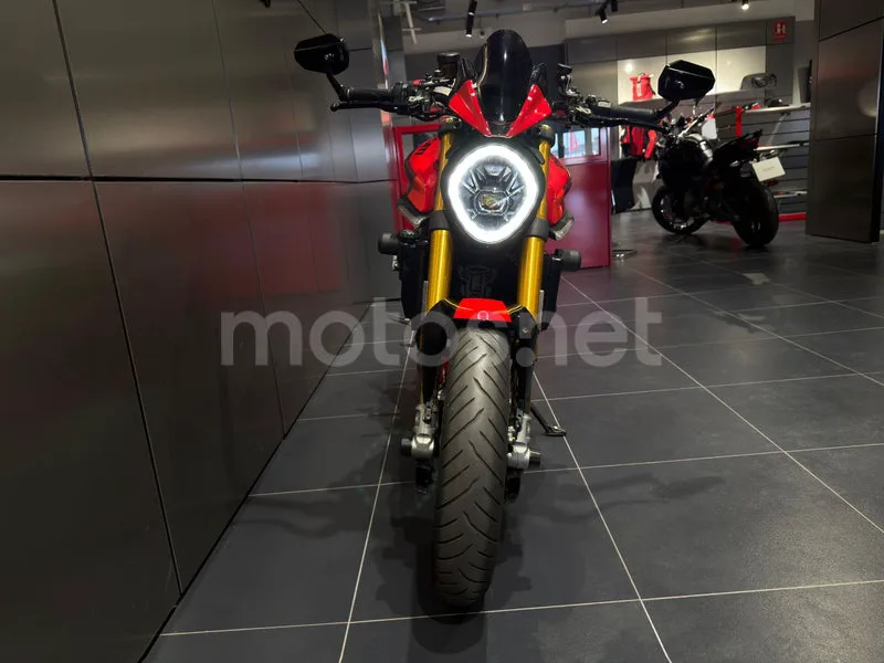 Ducati Monster - Vista 9