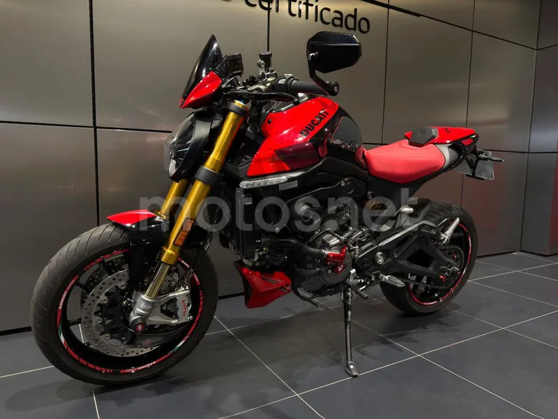 Ducati Monster - Vista 10
