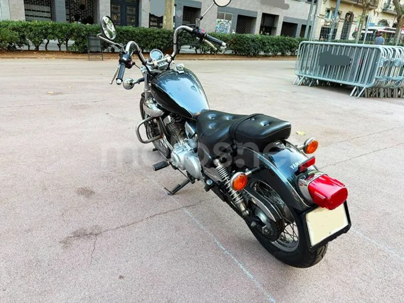 Yamaha XV250 Virago - Vista 5