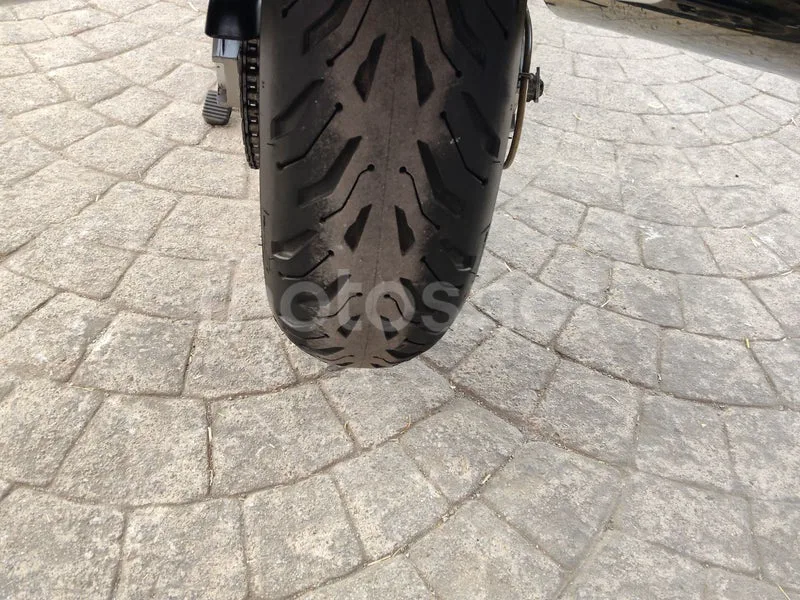 Kawasaki ZZR1200 - Vista 9