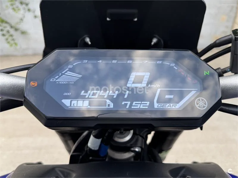 Yamaha MT-07 - Vista 11