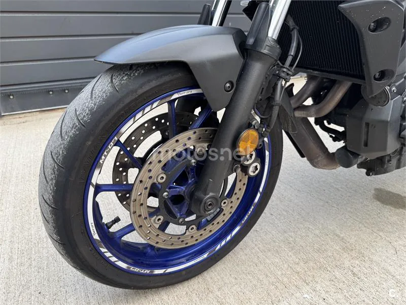 Yamaha MT-07 - Vista 17