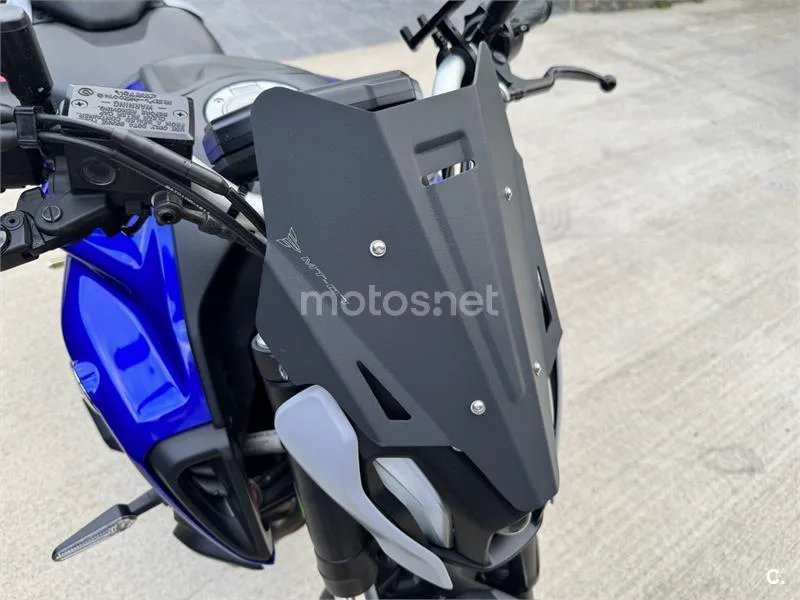 Yamaha MT-07 - Vista 23