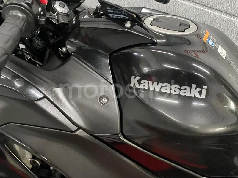 Kawasaki Ninja 650 - Vista 13