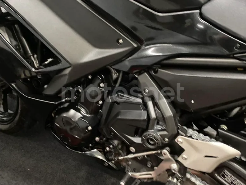 Kawasaki Ninja 650 - Vista 15