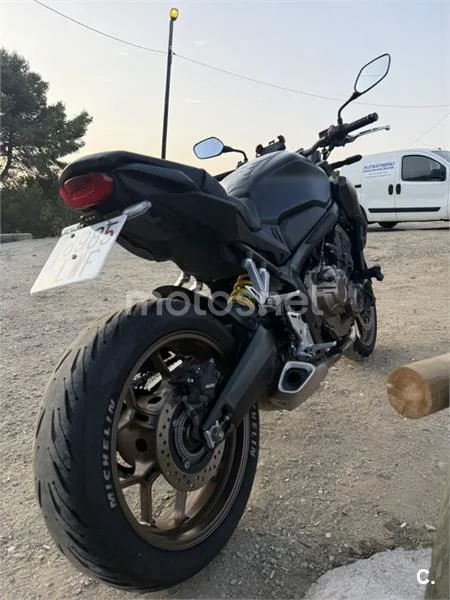 Honda CB650R - Vista 5