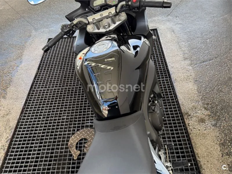 Yamaha FZ6 Fazer S2 - Vista 3