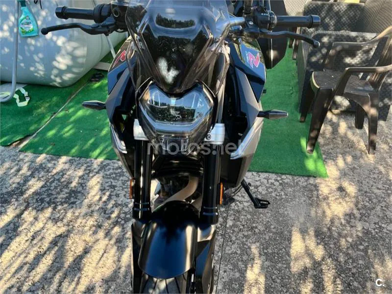BMW F 900 R - Vista 4