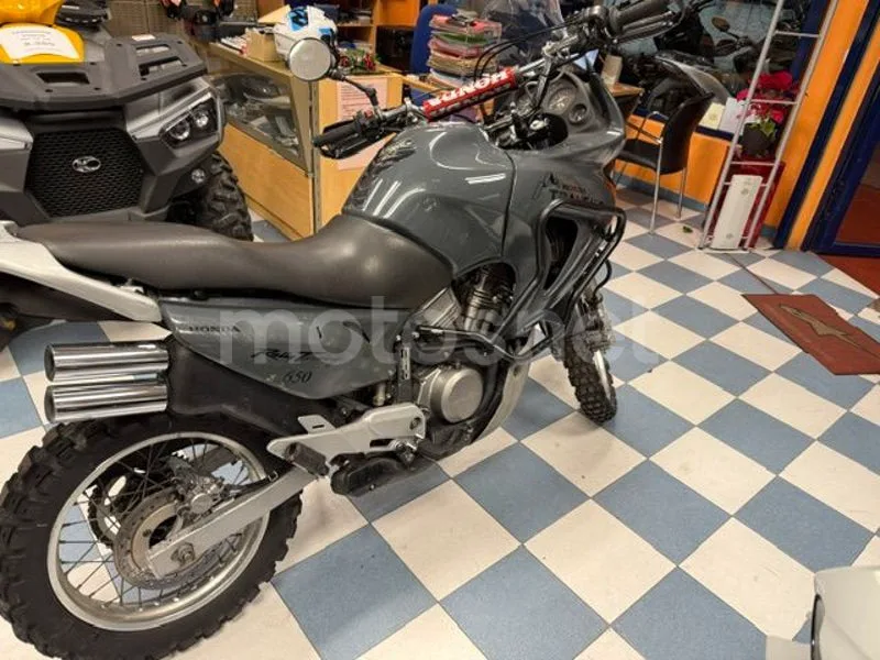 Honda XL650V Transalp - Vista 8