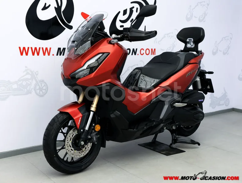 Honda ADV350 - Vista 7