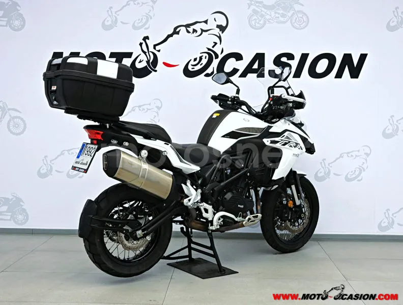 Benelli TRK 502 - Vista 3