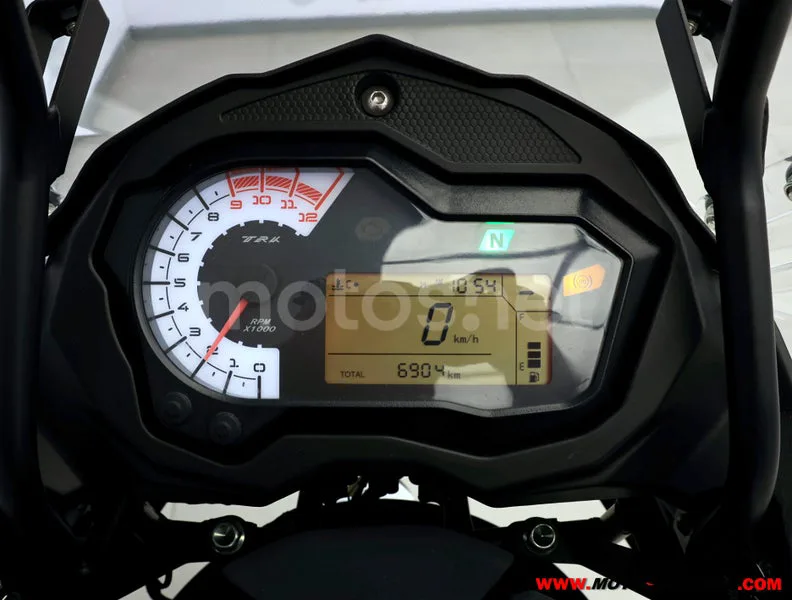 Benelli TRK 502 - Vista 6