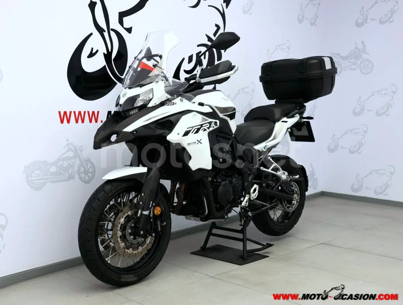 Benelli TRK 502 - Vista 8
