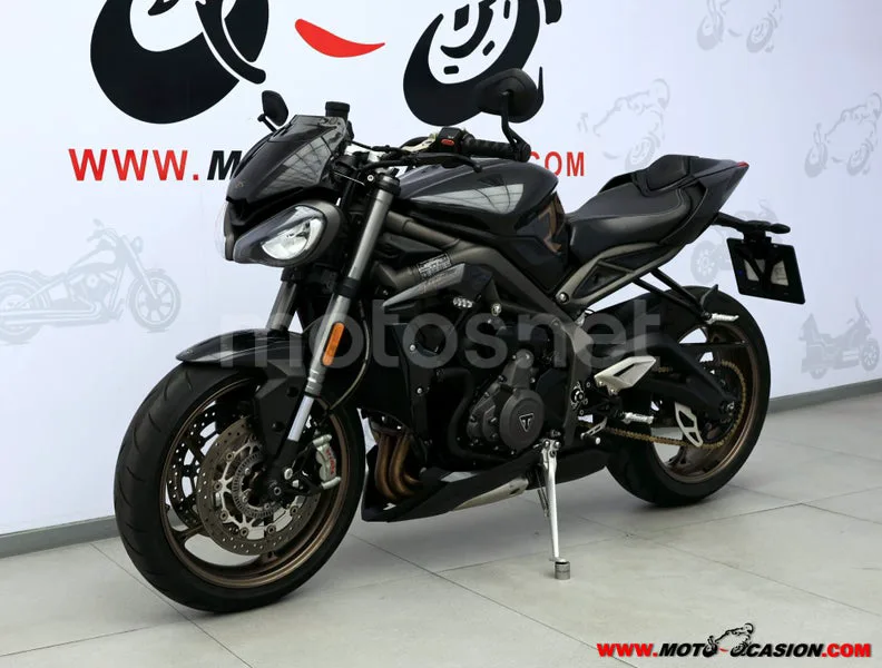 Triumph Street Triple 765 - Vista 12