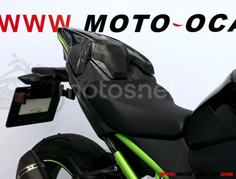Kawasaki Z900 - Vista 11