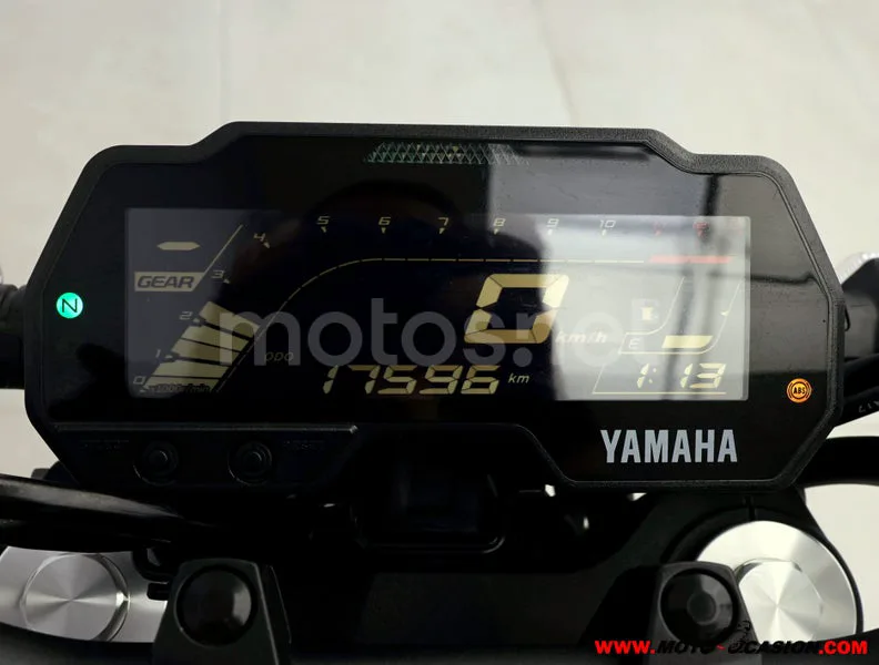 Yamaha MT-125 - Vista 6