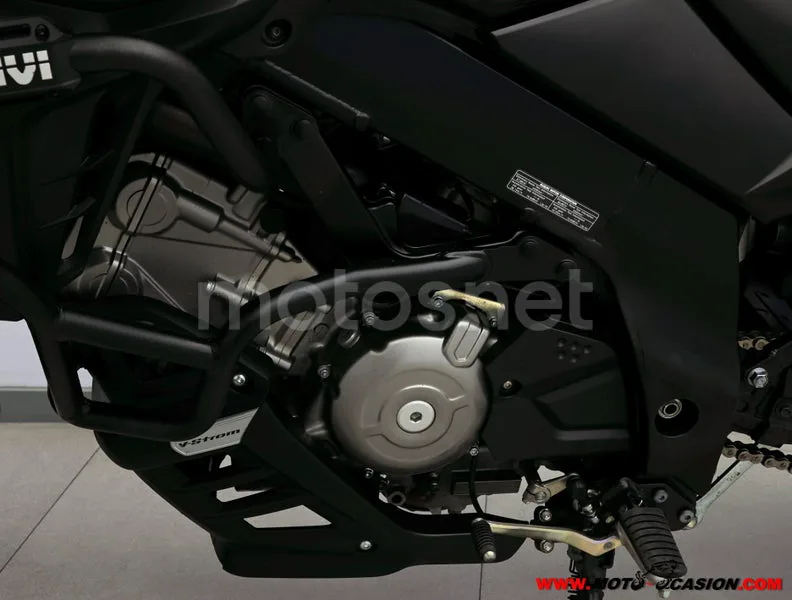 Suzuki V-Strom 650XT - Vista 10
