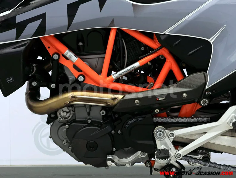 KTM 690 SMC R - Vista 9
