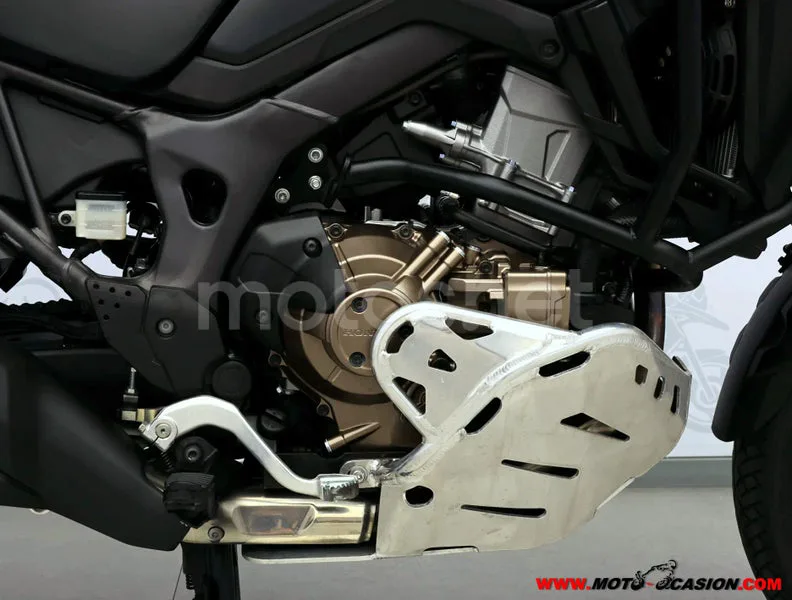 Honda CRF1000L Africa Twin - Vista 5