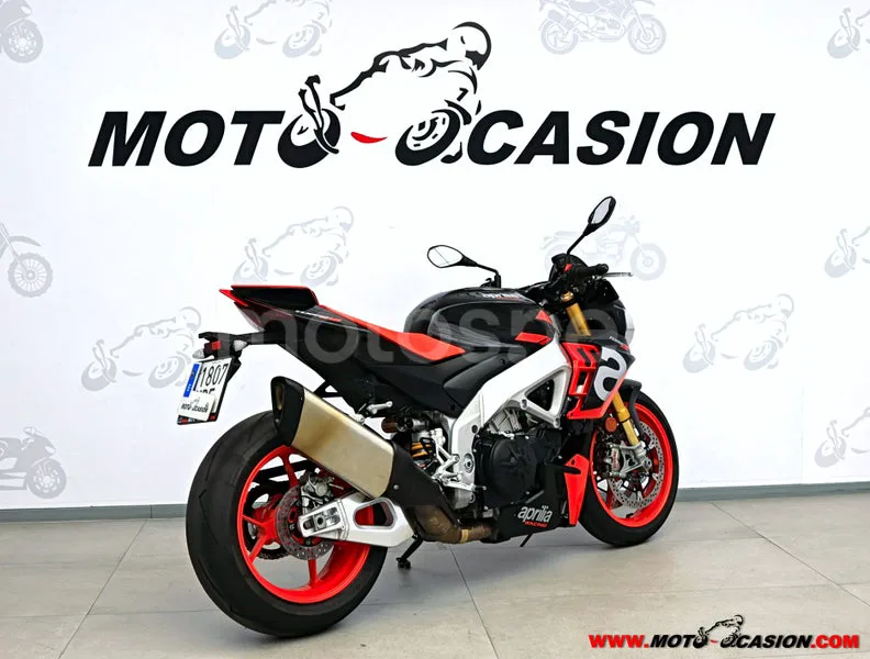 Aprilia Tuono V4 1100 Factory - Vista 3