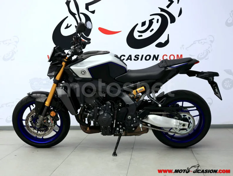 Yamaha MT-09 - Vista 7