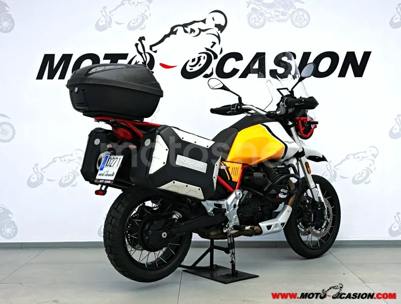 Moto Guzzi V85 TT - Vista 3