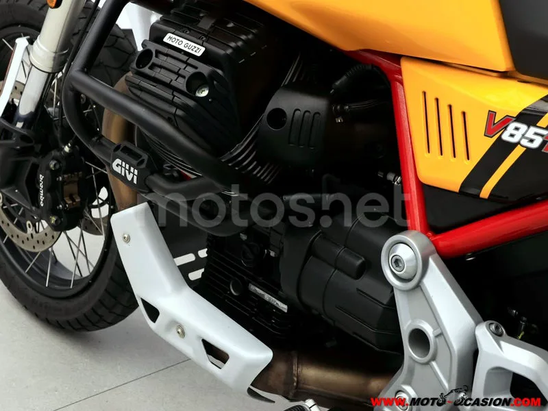 Moto Guzzi V85 TT - Vista 10