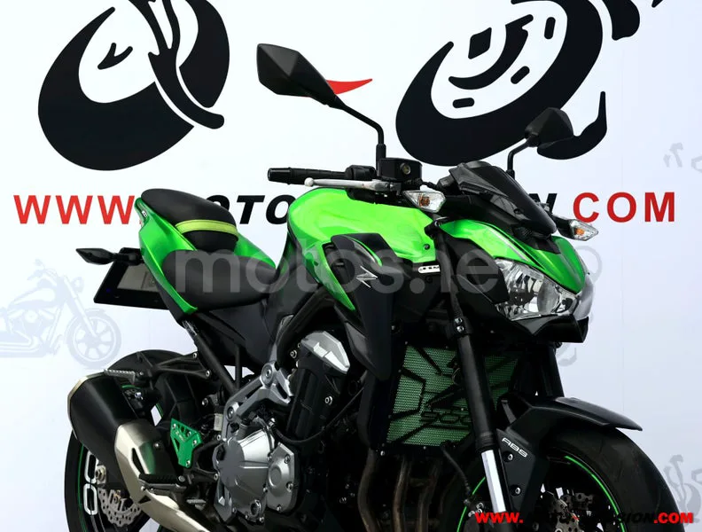 Kawasaki Z900 - Vista 4