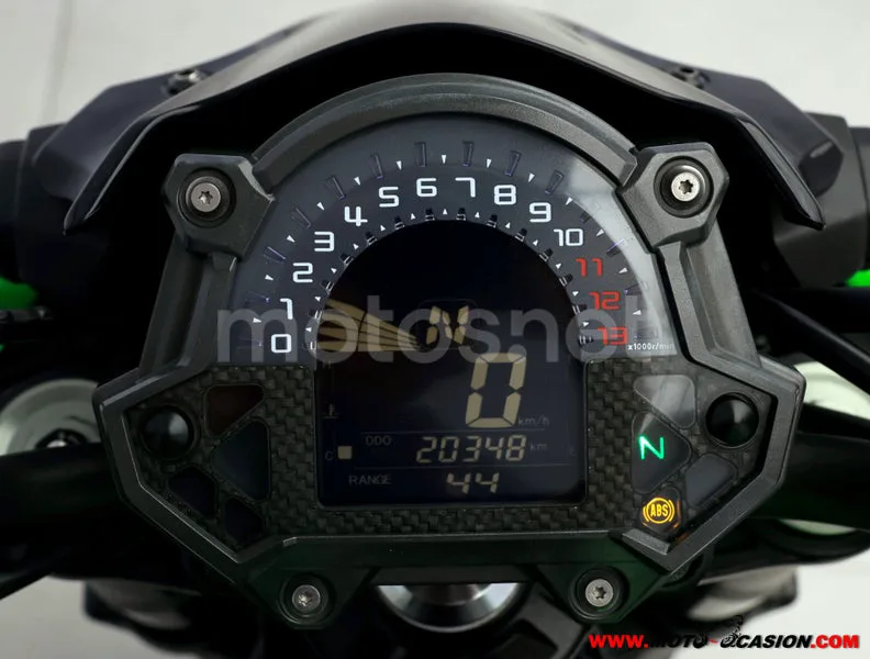 Kawasaki Z900 - Vista 6