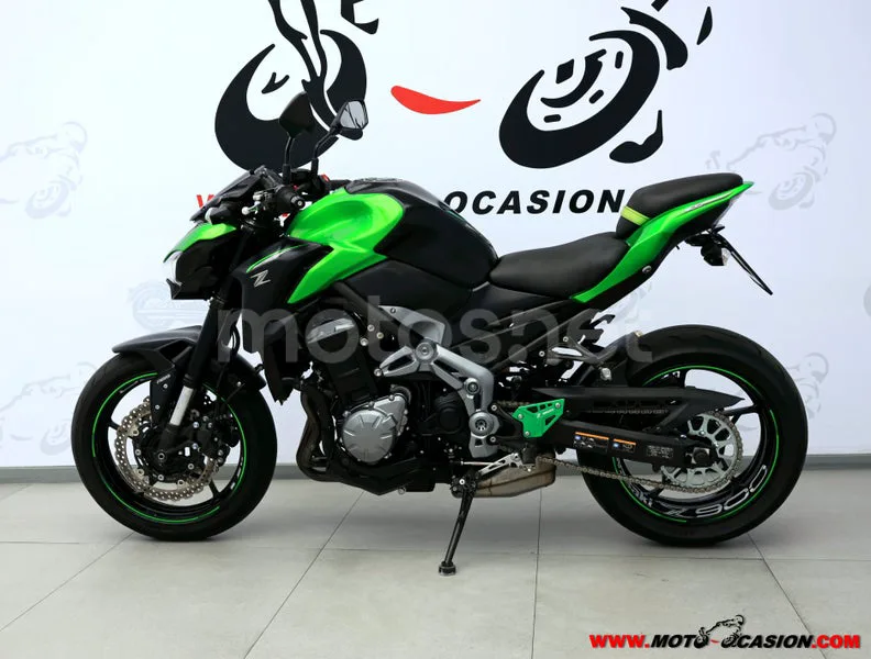 Kawasaki Z900 - Vista 7