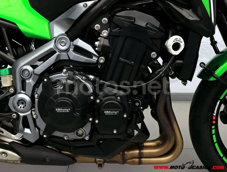 Kawasaki Z900 - Vista 5