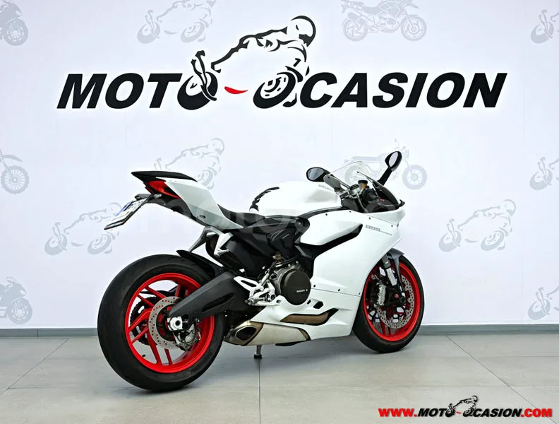 Ducati 899 Panigale - Vista 3