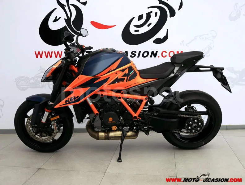 KTM 1290 Super Duke R - Vista 7