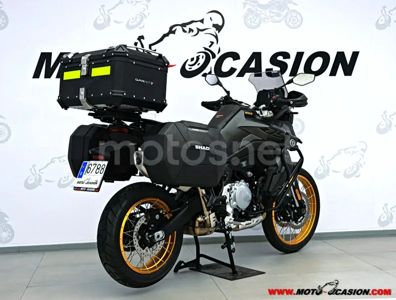 Voge 900DSX - Vista 3