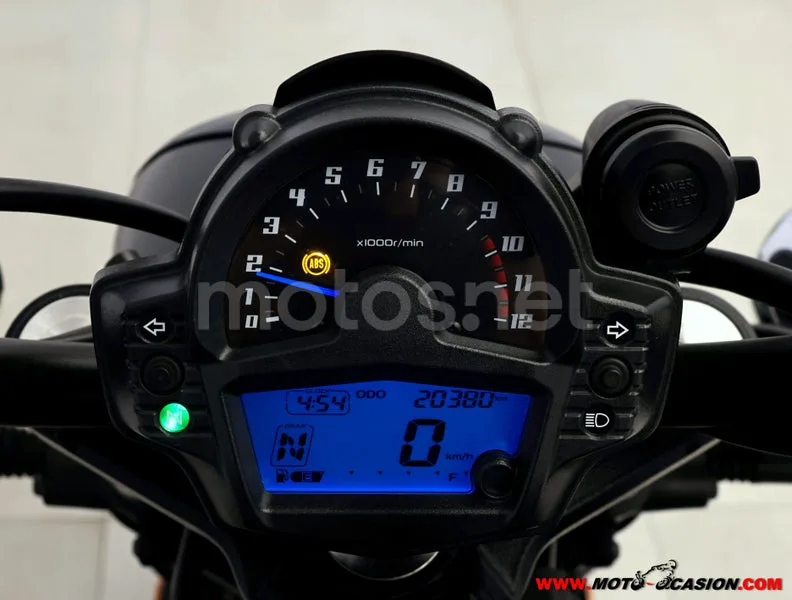 Kawasaki Vulcan S - Vista 6