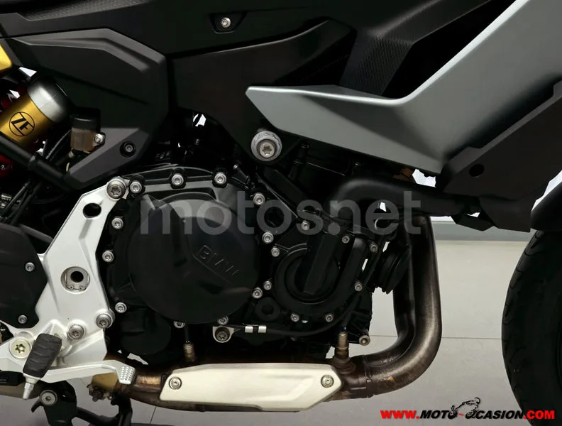 BMW F 900 XR - Vista 5