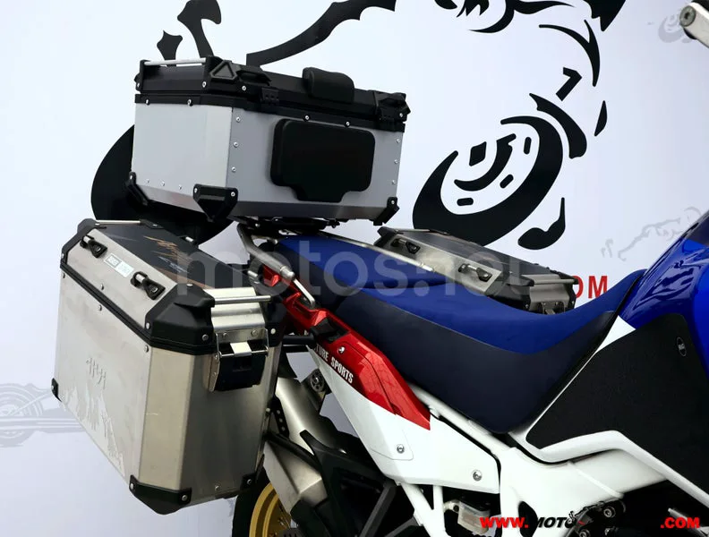 Honda CRF1000L Africa Twin - Vista 11