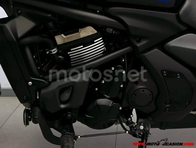 Kawasaki Vulcan S - Vista 10