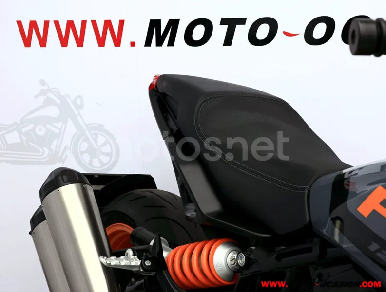 Indian FTR 1200 - Vista 11