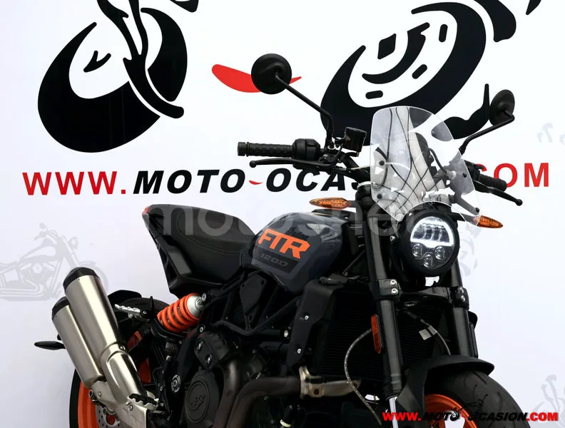 Indian FTR 1200 - Vista 4