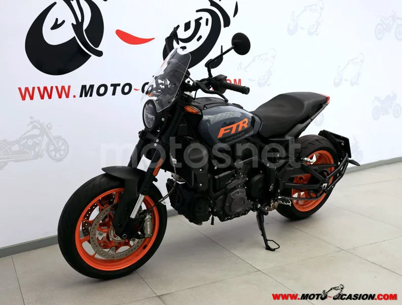 Indian FTR 1200 - Vista 8