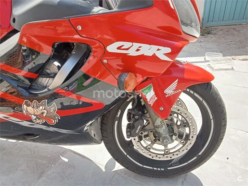Honda CBR600F - Vista 8