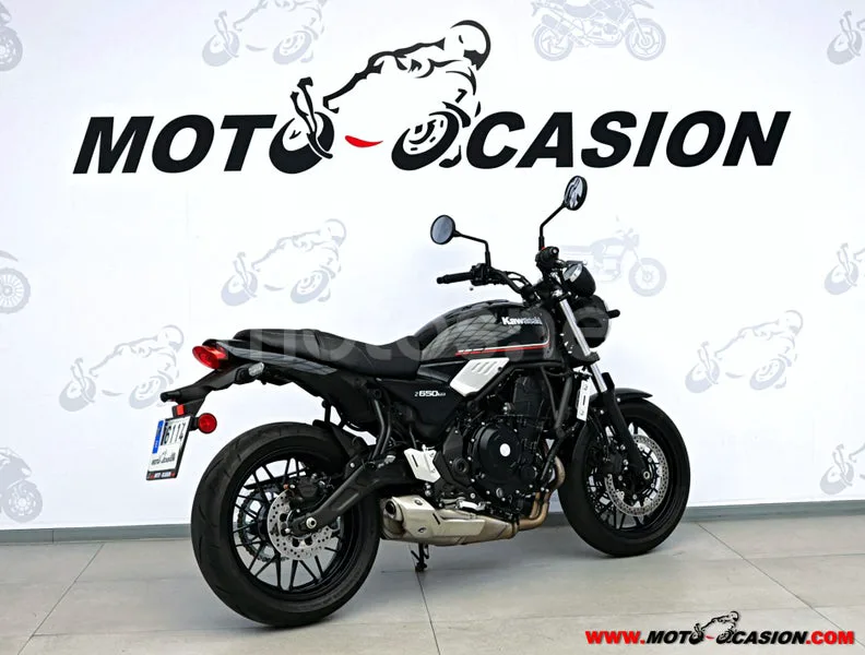 Kawasaki Z650 - Vista 3