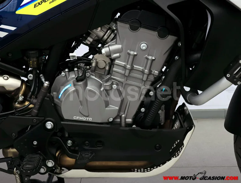 CFMOTO 800MT - Vista 5