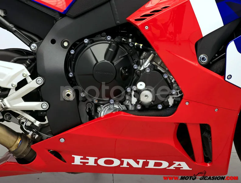 Honda CBR1000RR-R Fireblade - Vista 5