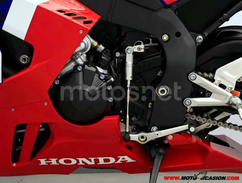 Honda CBR1000RR-R Fireblade - Vista 9