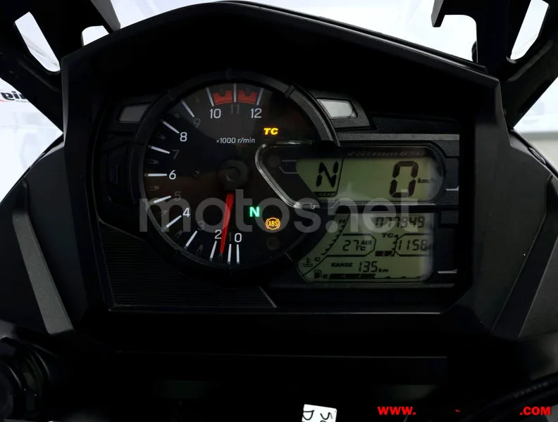 Suzuki V-Strom 650 - Vista 6