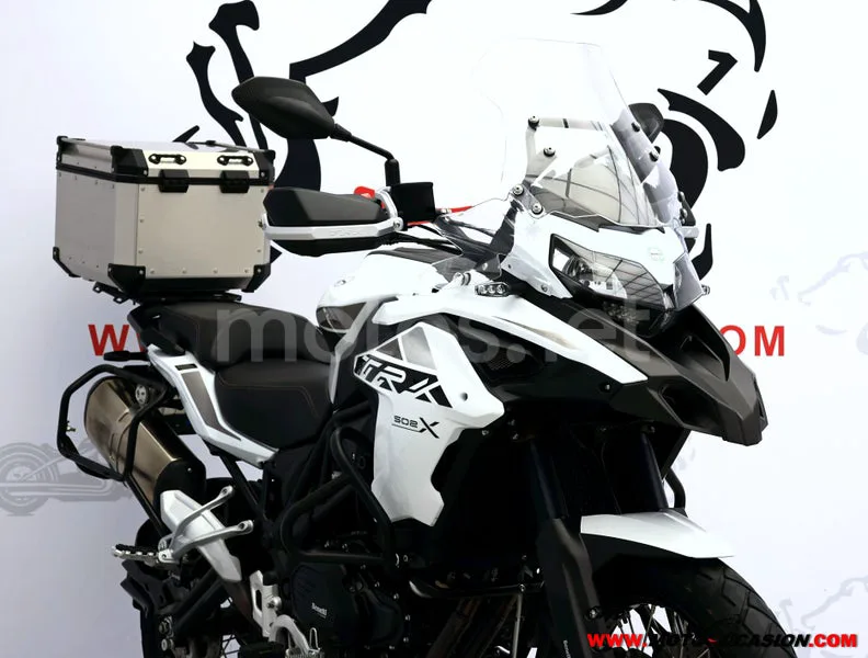 Benelli TRK 502 - Vista 4