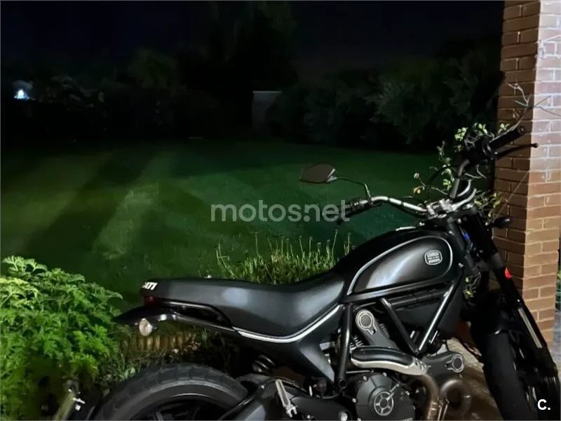 Ducati Scrambler - Vista 6